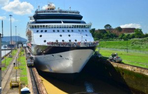 Más de 230 cruceros pasarán por el Canal de Panamá entre octubre y abril