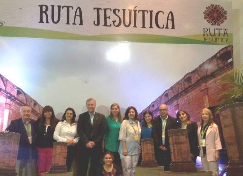 Stand de la Ruta Jesuítica en la feria FITPAR 2016 de Paraguay.