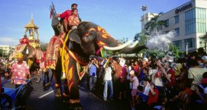¿Viajas a Tailandia o envías clientes? 8 consejos tras la muerte del rey