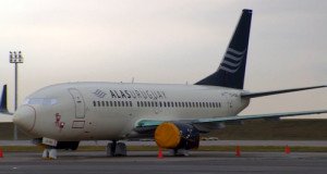 Alas Uruguay suspende sus operaciones y tiene que devolver su único avión 