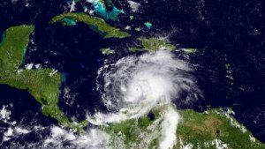 Cuba, Haití y Jamaica en alerta por poderoso huracán Matthew
