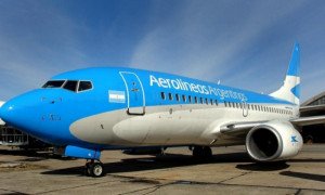 Aerolíneas Argentinas aumenta vuelos de verano a Uruguay y Brasil