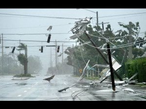 Bahamas trata de recuperar la normalidad tras huracán Matthew