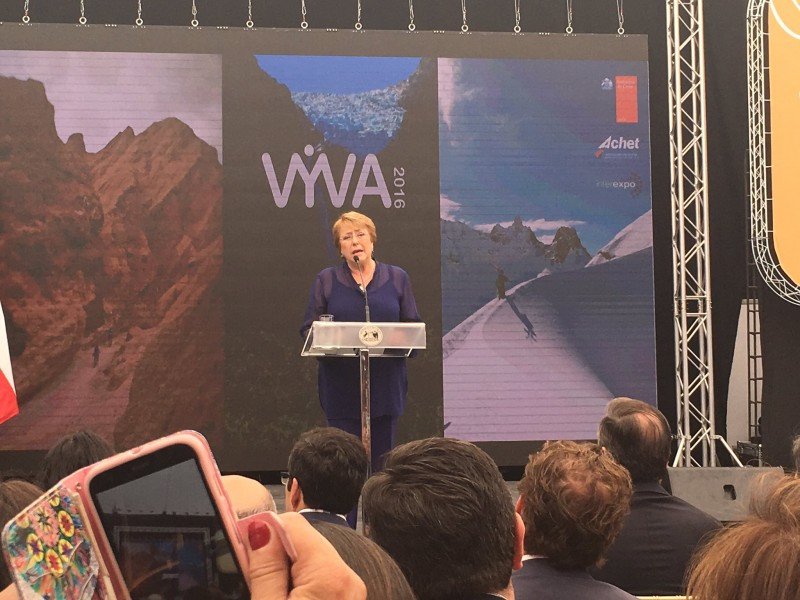Presidenta de Chile Michelle Bachelet en inauguración de Feria VYVA 2016.