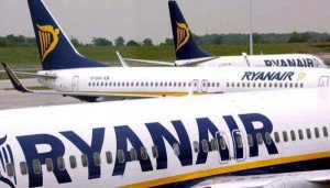 Ryanair aumenta sus beneficios un 7% con tarifas un 10% más bajas