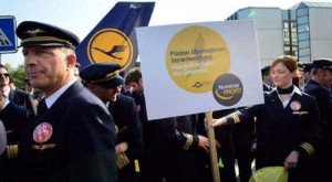 Los pilotos de Lufthansa prolongan la huelga otro día