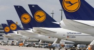 Lufthansa cancela 1.700 vuelos que dejan en tierra a unos 180.000 pasajeros