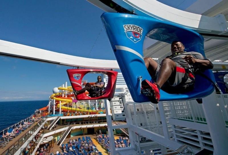 Carnival estrena un barco en el Caribe con pista de ciclismo