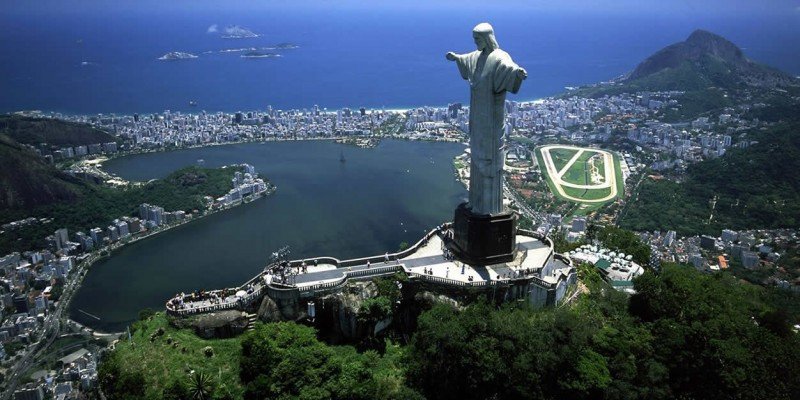 Brasil espera récord de 2,4 millones de turistas extranjeros en verano