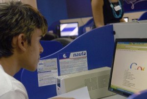Cuba abarata acceso a internet y comienza pruebas en hogares