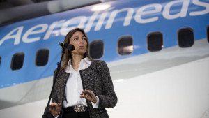 Renuncia Isela Costantini a la presidencia de Aerolíneas Argentinas