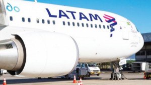 Tripulantes de cabina de LATAM Argentina logran aumento del 44%