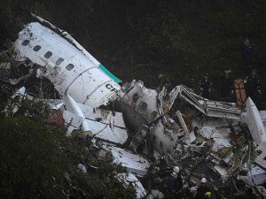 Aeronáutica boliviana aprobó vuelo LaMia 3 días antes de accidente