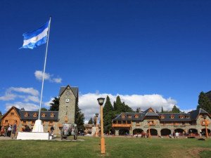Hoteleros de Bariloche dicen que “no es oportuno” cobrar la ecotasa