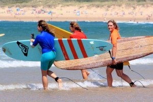 ​España sube a la ola de Surfing Europe, el turismo más cool de la UE