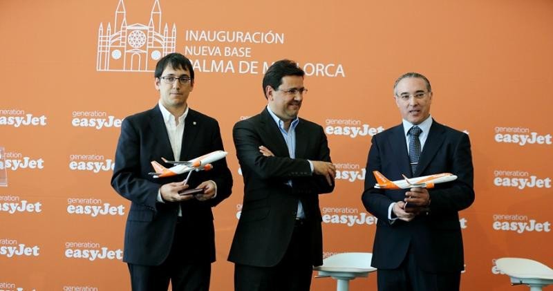 (De Izq. a Da.) Iago Negueruela, Javier Gándara y  José Antonio Álvarez.