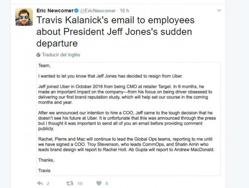Correo interno del CEO Travis Kalanick informando al equipo de Uber de la salida de Jeff Jones.