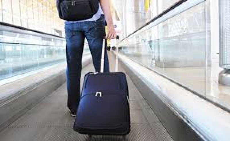 IATA cuestiona a Brasil por suspender cobro de equipajes a pasajeros