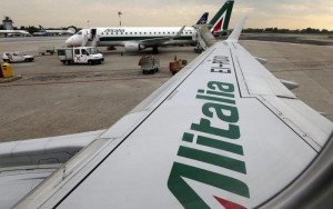 Alitalia cancela para este lunes el 40% de sus vuelos 