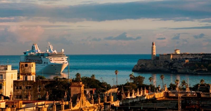 Royal Caribbean llega a Cuba con el Empress of the Seas