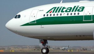  Alitalia: un comisario intervendrá las cuentas y decidirá su futuro