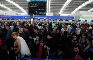 British Airways espera normalizar hoy sus operaciones tras el fallo global