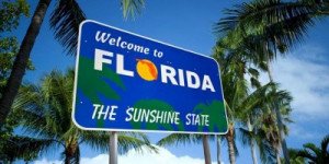 Gobernador de Florida cuestiona decisión de reducir presupuesto de Visit Florida