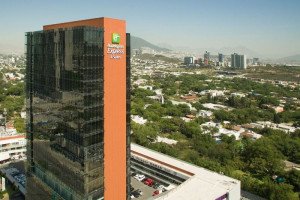Nuevo hotel Holiday Inn Express y Suites en Monterrey