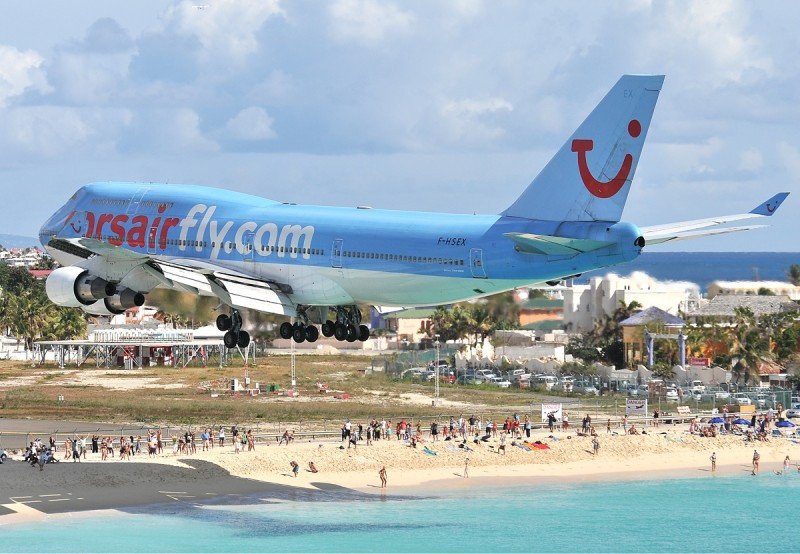 Francia bate récords de turismo a Cuba y suma nuevos vuelos