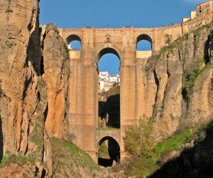Andalucía amplía las ventajas del municipio turístico a pequeños pueblos