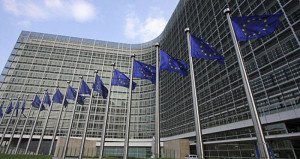 La CE insta a Alemania y otros cinco países a levantar sus restricciones   