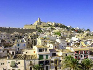 El Consell de Ibiza traspasa la promoción a la empresa pública Fecoev