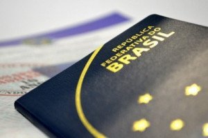 Brasil: Gobierno pide crédito adicional para reanudar la emisión de pasaportes