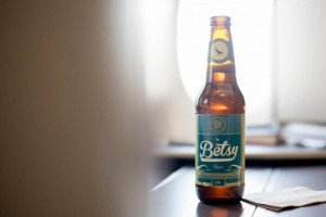 Betsy, una cerveza de altos vuelos en los aviones de Cathay Pacific