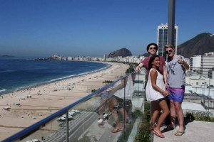 Uno de cada tres turistas que recibe Brasil es argentino