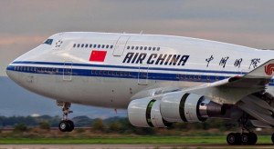 China desvía vuelos internacionales a Beijin para evitar casos importados