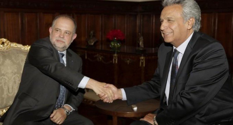 Claudio Chaqués de DSH junto al presidente ecuatoriano Lenín Moreno. Foto: Presidencia Ecuador.