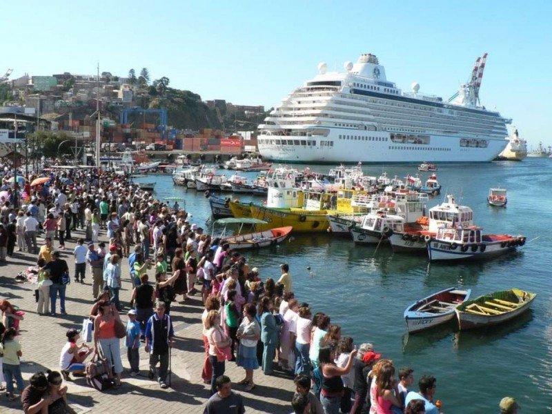 En Valparaíso acuerdan construir un muelle exclusivo para cruceros