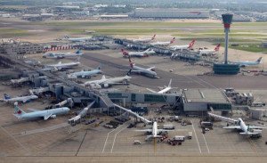 Brexit: Los aeropuertos británicos alertan de una posible caída de demanda