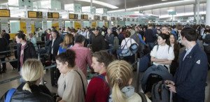 Vuelve la paz a los controles de seguridad del aeropuerto de Barcelona