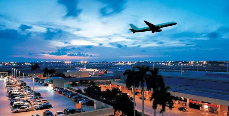 Aeropuerto Internacional de Fort Lauderdale-Hollywood.