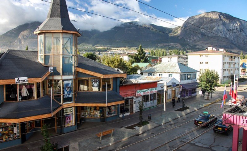 La ciudad de Coyhaique, 1.708 kilómetros al sur de Santiago, es la capital de la región de Aysén. Foto: Interpatagonia.