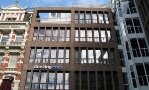 Booking.com es investigada en Suiza por posibles prácticas abusivas