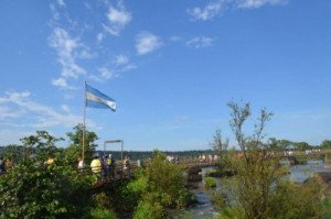 Agencias de Argentina apoyan el avance por restablecer los feriados puente