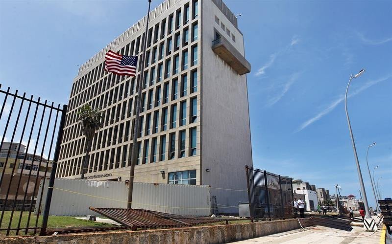 Fachada de la Embajada de Estados Unidos en Cuba.