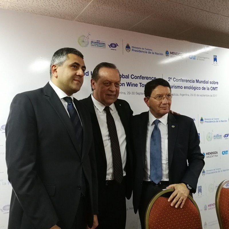 Zurab Pololikashvili, Gustavo Santos y Taleb Rifai.
