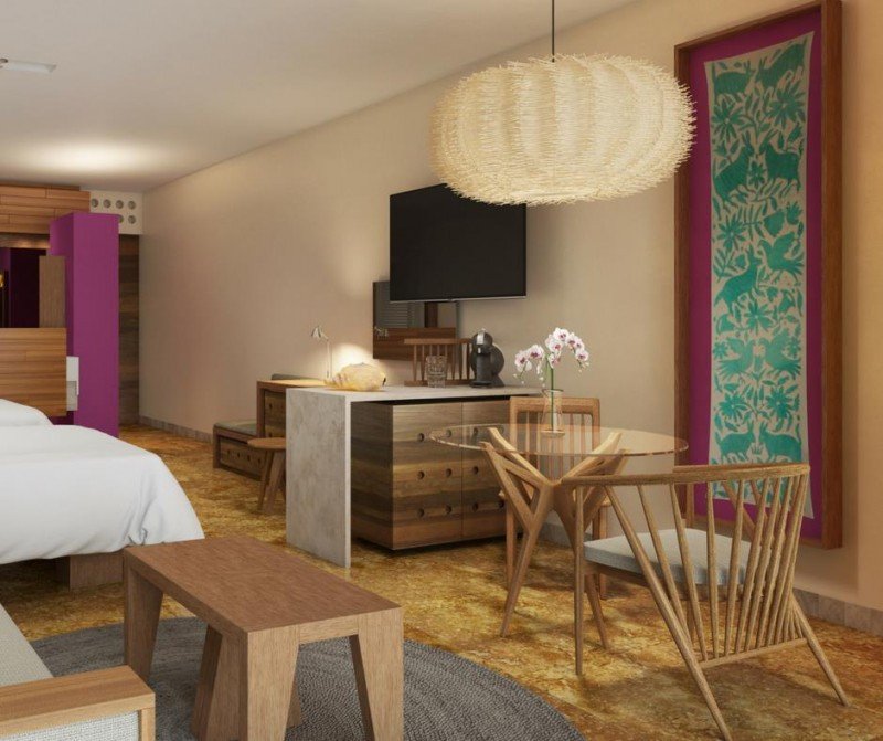 El hotel tiene 900 habitaciones que son decoradas con muebles construidos por artesanos mexicanos.