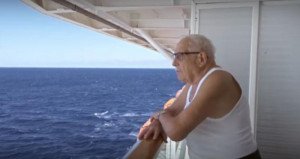 Pullmantur homenajea a su crucerista más fiel, 93 años y 33 cruceros
