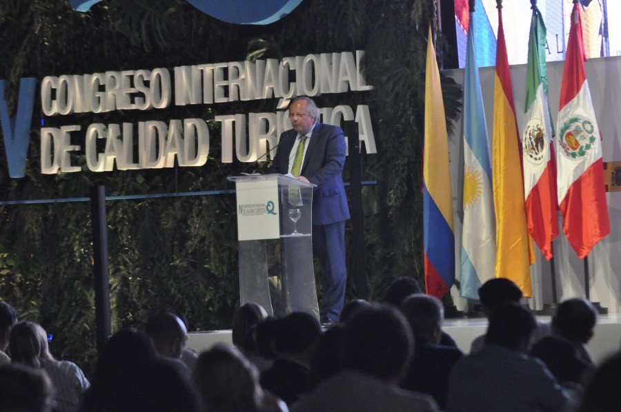 Miguel Mirones, durante su intervención en el congreso.