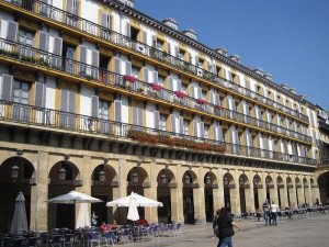 La ley de viviendas de Donostia supondrá 54 M € de pérdidas, según Aparture